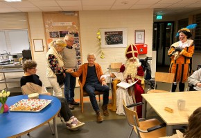 Sinterklaas op bezoek in Het Onthaastcafé
