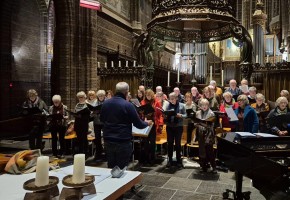 Unieke samenzang in Dominicanenkerk voor het goede doel