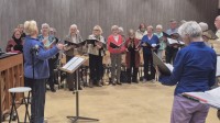 Zwols muziekdocent viert in één week 25-jarig koorjubileum én 88e verjaardag